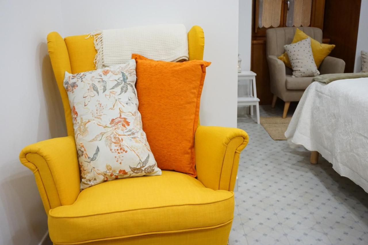 Apartamentos Turisticos El Penon Тапия-де-Касарьего Экстерьер фото