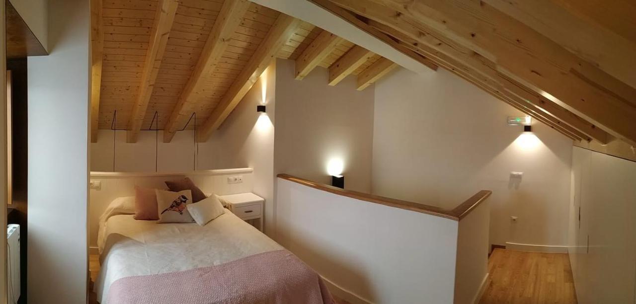 Apartamentos Turisticos El Penon Тапия-де-Касарьего Экстерьер фото